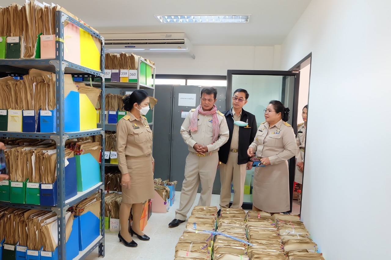 title - ผู้ตรวจราชการกรม สำนักงานการปฏิรูปที่ดินเพื่อเกษตรกรรม (ส.ป.ก.) ประชุมติดตามผลการดำเนินงานตามแผนการตรวจราชการ ส.ป.ก. ประจำปีงบประมาณ พ.ศ. 2566 รอบที่ 1 เขตตรวจราชการที่ 10 จังหวัดบึงกาฬ